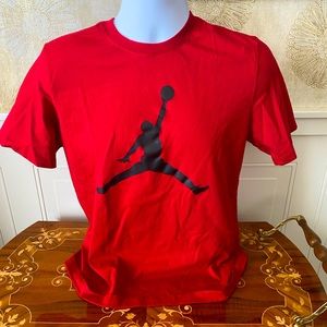 Nike Air Jordan tshirt, men’s medium